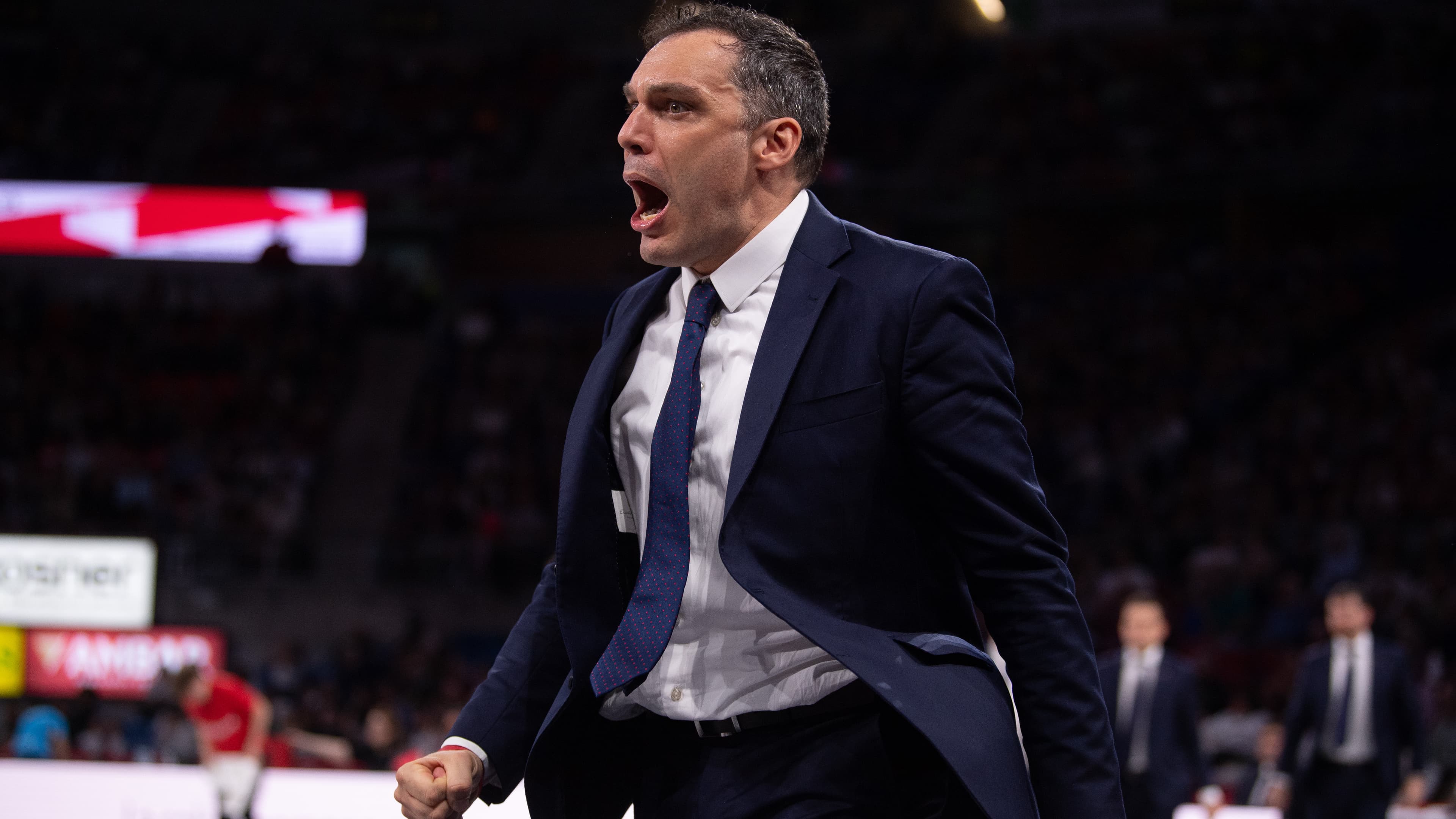 Paolo Galbiati celebrando una victoria