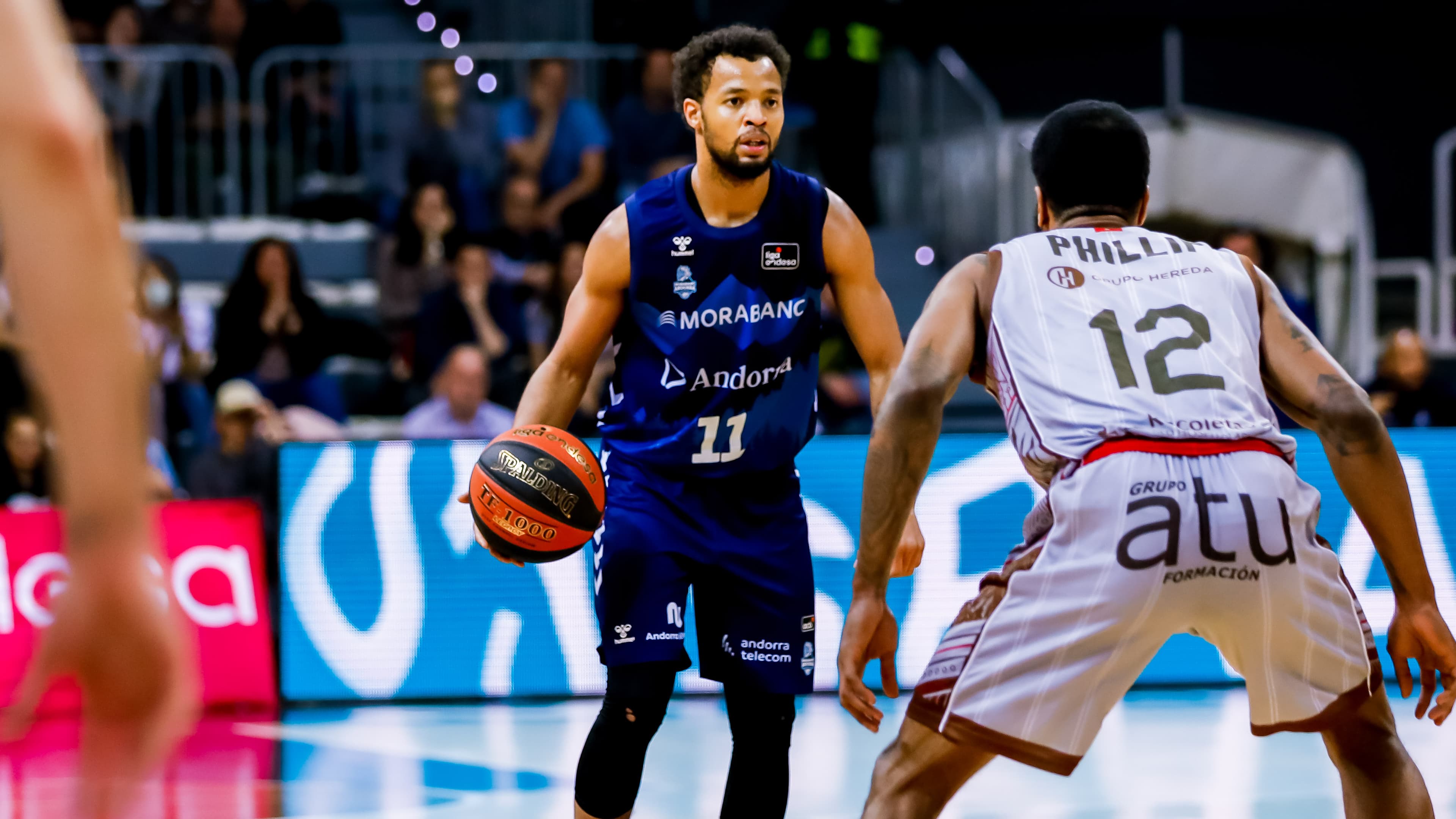 Clevin Hannah dirigiendo un ataque de Morabanc Andorra