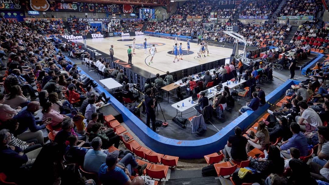 Polideportivo el Plantío de Burgos, durante la disputa de la Final a 6 de Liga U