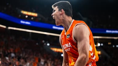 Jaime Pradilla celebra una acción positiva