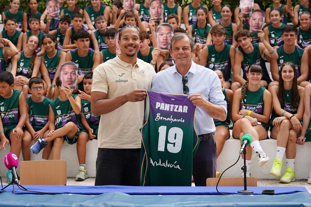Prsentación de Melwin Pantzar como jugador de Unicaja