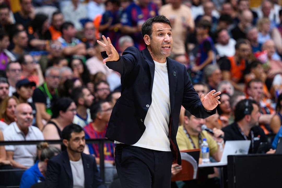 Dani Miret dirige un ataque de su equipo