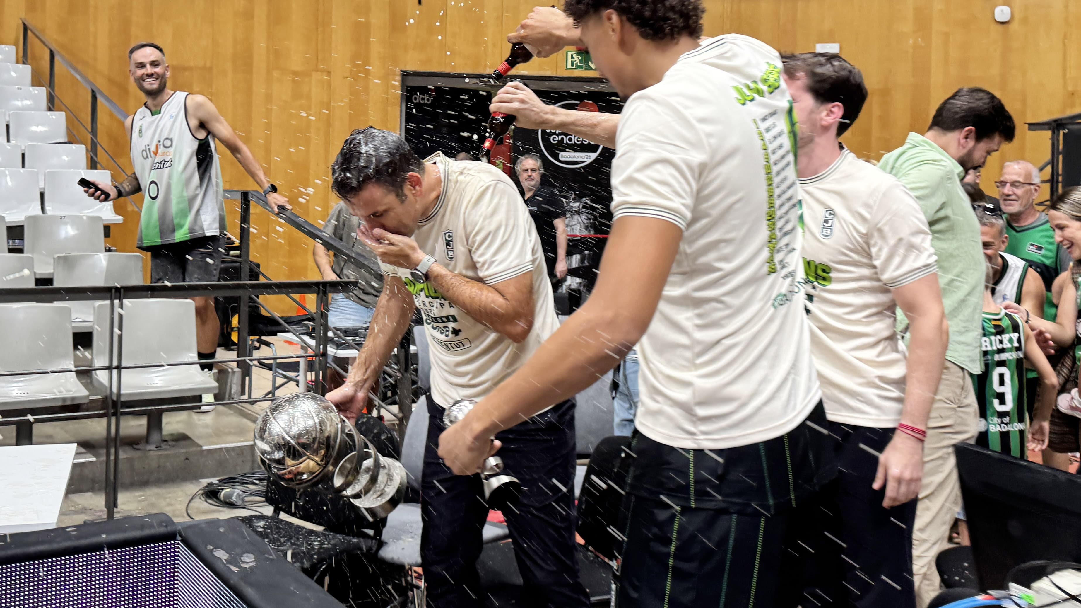 Asisa Joventut, campeón