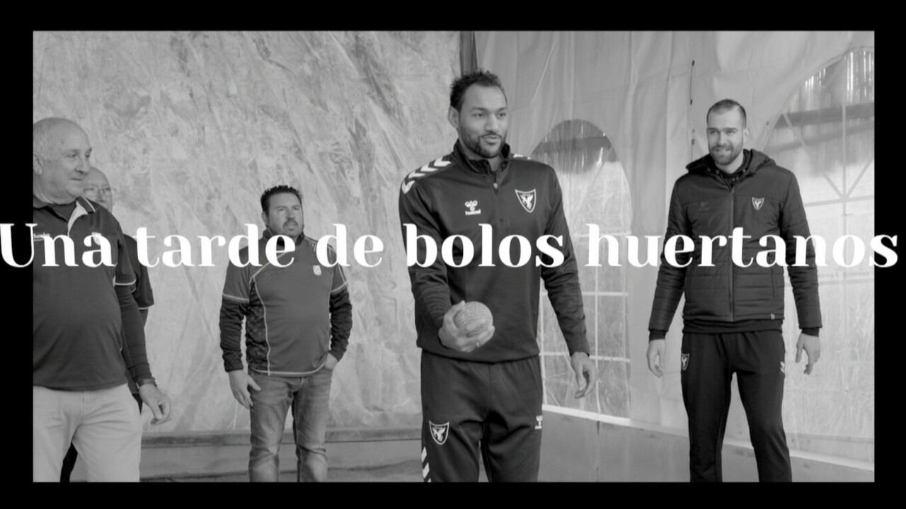 Una tarde de bolos huertanos con Radovic y Rojas