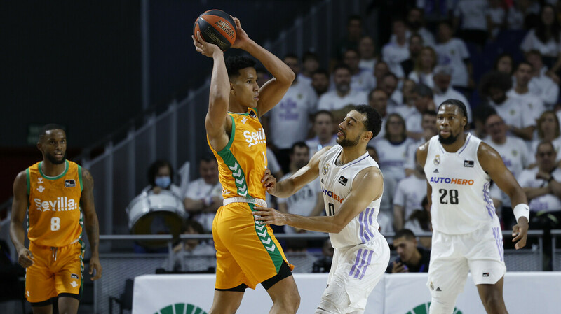 Real Betis Baloncesto cae a plaza de descenso