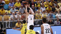 El Real Madrid contiene el ímpetu canario y alcanza las semifinales