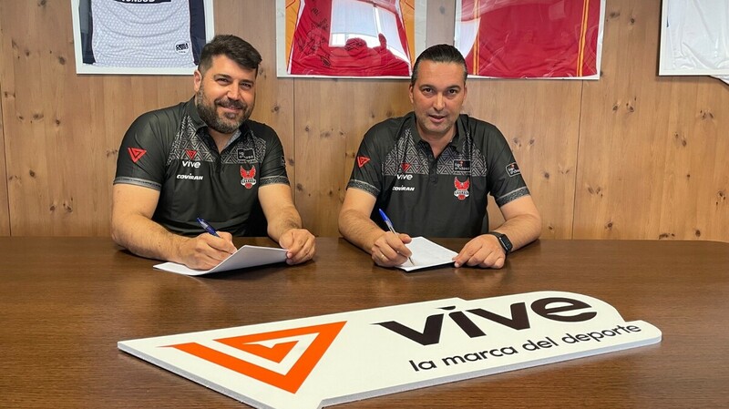 Coviran Granada seguirá vistiendo VIVE