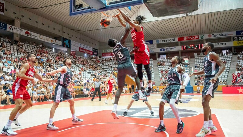 Ike Iroegbu se luce en el estreno del Bàsquet Girona (85-79) 