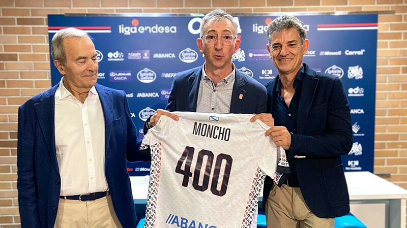 Moncho Fernández cumple 400 partidos con el Monbus Obradoiro en acb