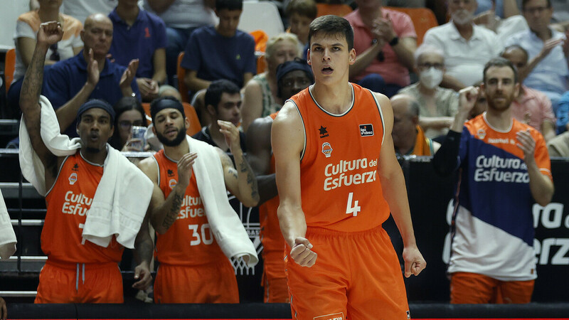 Jaime Pradilla extiende su contrato con Valencia Basket hasta 2027