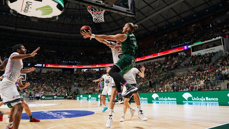 Dylan Otsekowski rompe la telaraña obradoirista (87-74)