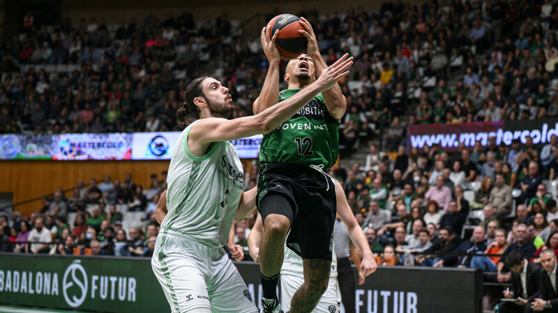 La fe de la Penya se impone en un final para el recuerdo (81-78)