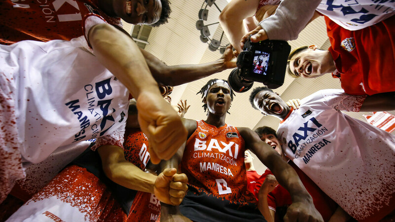 El BAXI Manresa gana otro derbi y está a un paso de la Copa (102-89)