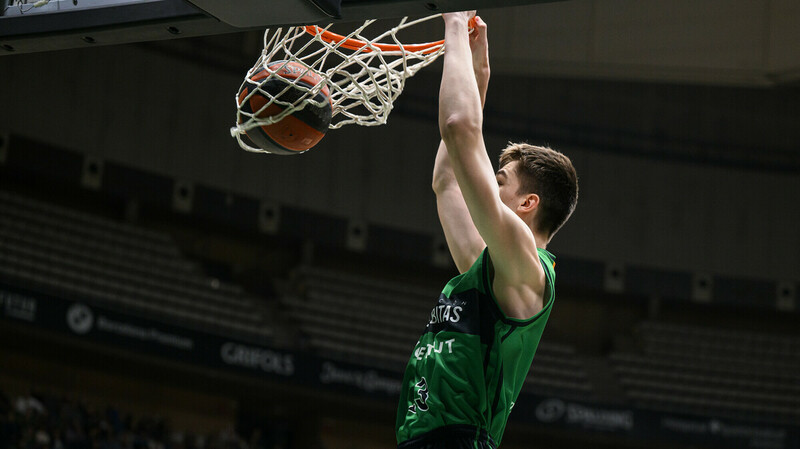 Michael Ruzic se gradúa con su partido más completo en Liga Endesa