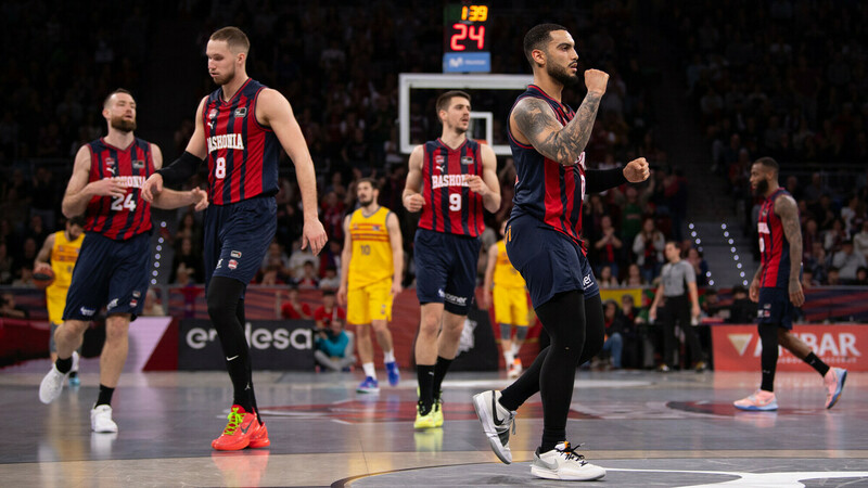 Markus Howard y Baskonia hacen historia desde el triple