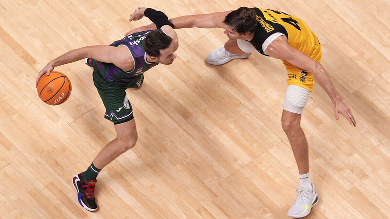 Y a las 13:30... ¡partidazo entre La Laguna Tenerife y Unicaja!