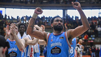 Hilliard tiñe de breoganista la fiesta del baloncesto gallego