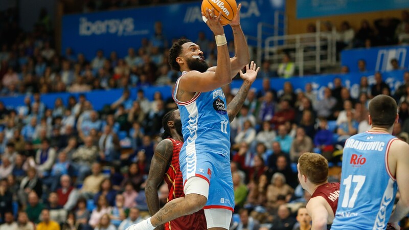 Darrun Hilliard se desvincula del Río Breogán