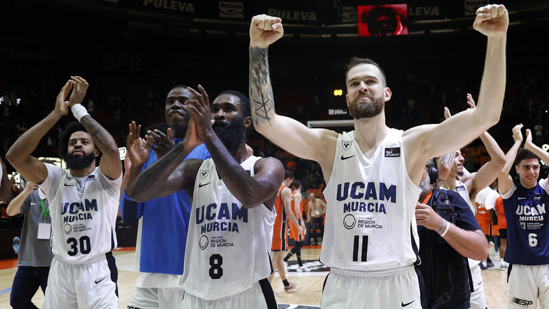 El UCAM Murcia vuelve a hacerse grande en La Fonteta (71-86)