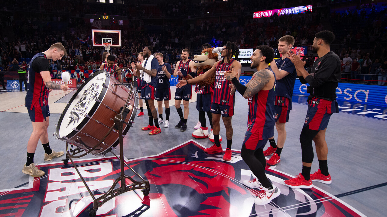 Un tridente letal lanza al Baskonia a por el Playoff 