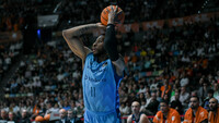 MoraBanc Andorra celebra la victoria y la permanencia