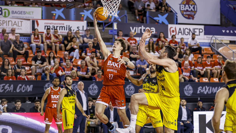 Arreón final manresano para quedarse con la 9º plaza