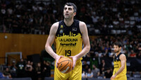 Shermadini corta su racha en 66 tiros libres, la 3ª mejor de siempre