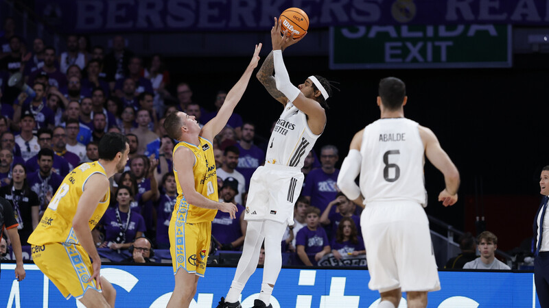 Okeke sufre un esguince en el tobillo 