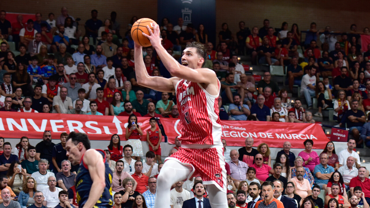 Will Falk, “murciano-sueco” hasta 2028