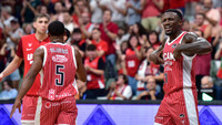 El UCAM Murcia bate su récord de asistencias para ser líder