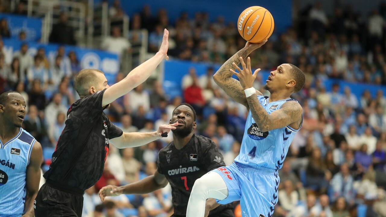 El Río Breogán pone en pie al Pazo dos Deportes