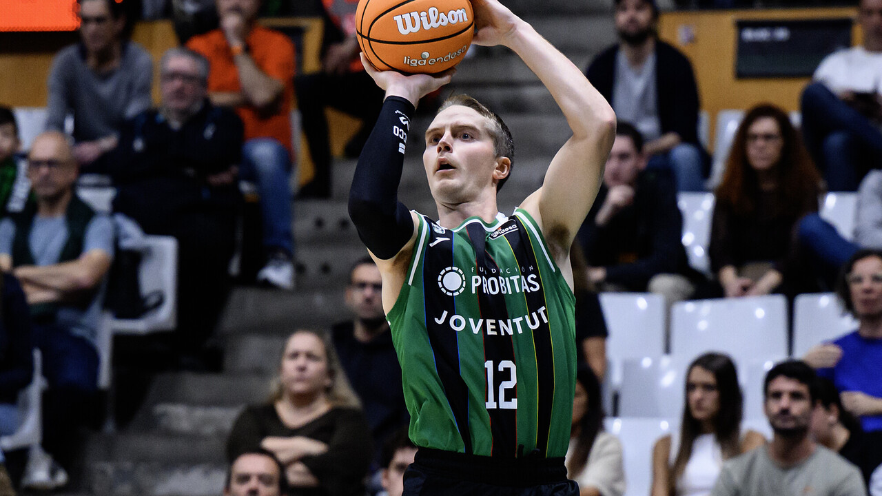 Esta tarde, tres partidos para cerrar la Jornada 6