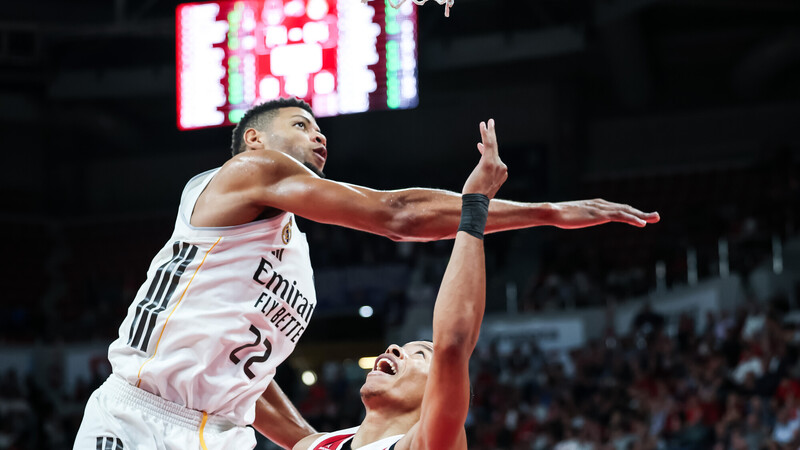 Tavares rompe su techo: ¡8 tapones, mejor marca en 18 años!