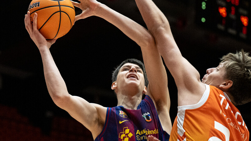 J5: el Barça Atlètic manda al descanso en la Fonteta (43-45)
