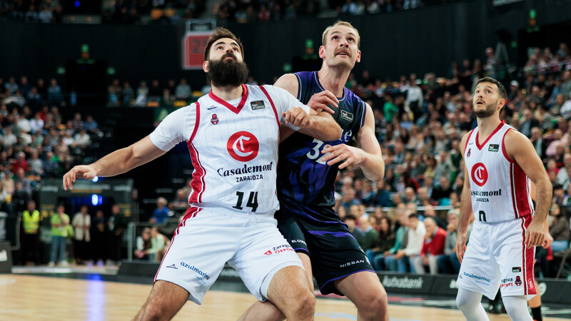 Esta tarde, tres partidos para cerrar la Jornada 6