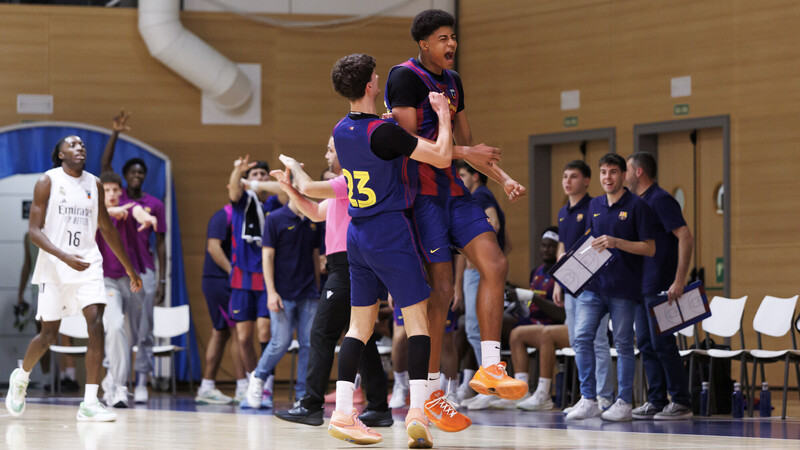 El Barça se luce para colorear de blaugrana el Clásico de Liga U