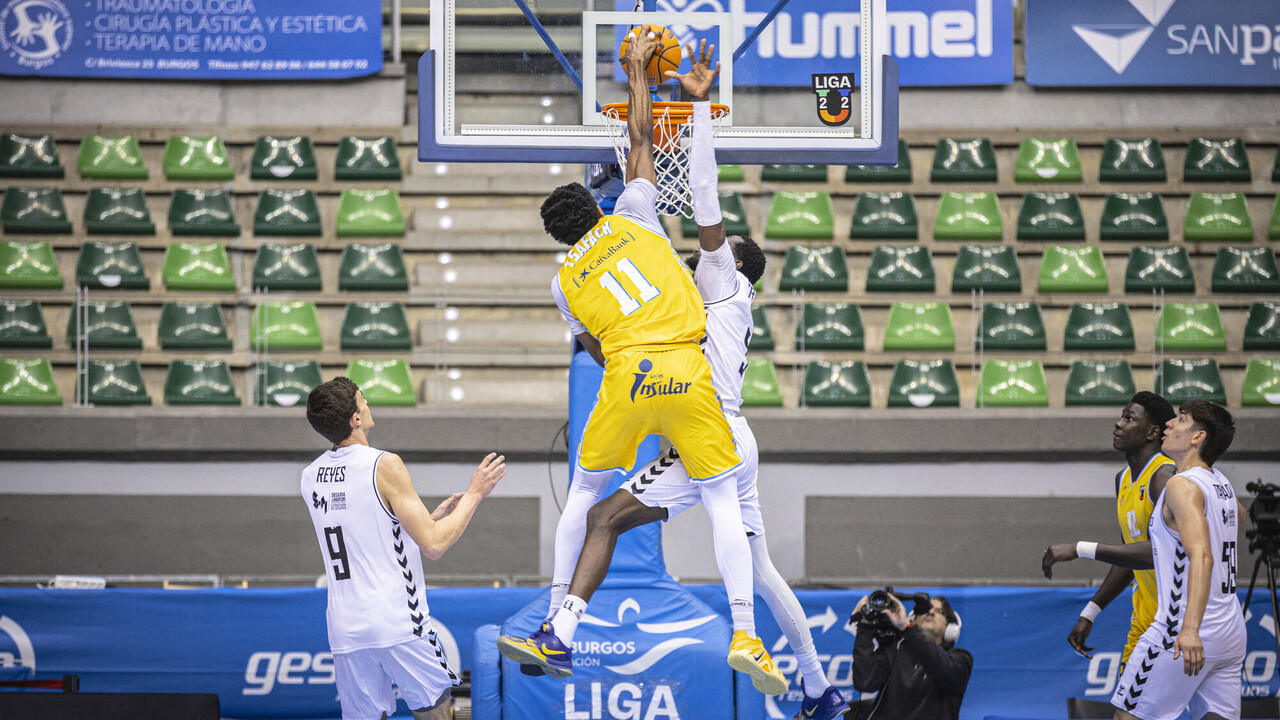 Barça Atlètic y Gran Canaria ganan las batallas por el liderato