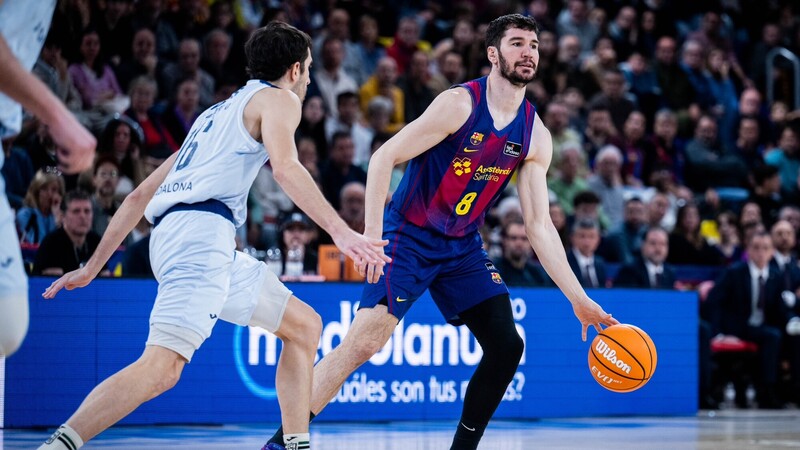 Un tercer cuarto arrollador decanta el derbi para el Bar&ccedil;a