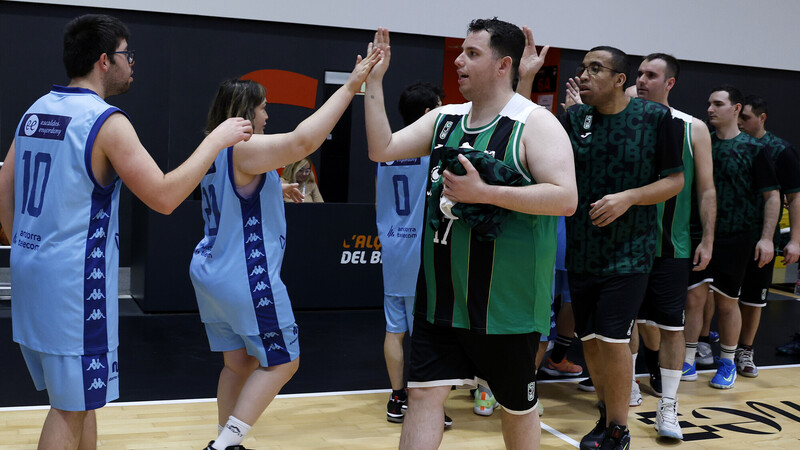 La Copa Campeones levant&oacute; el tel&oacute;n en Valencia