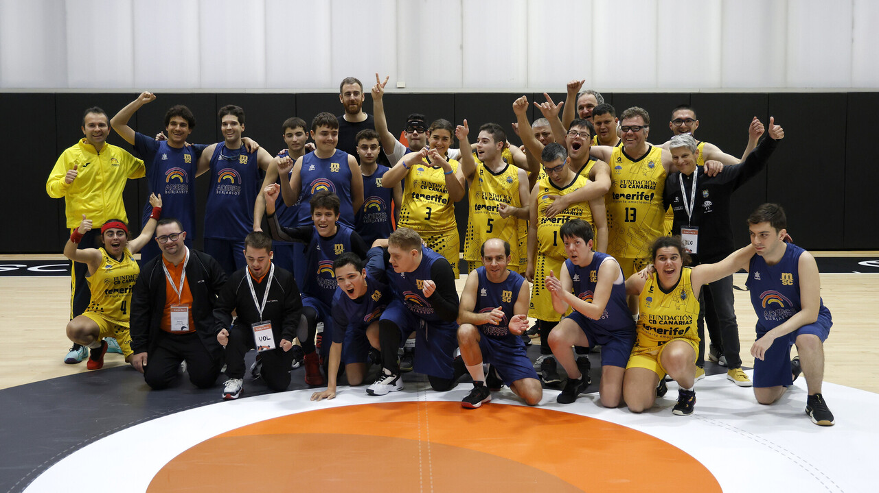 La Copa Campeones levant&oacute; el tel&oacute;n en Valencia