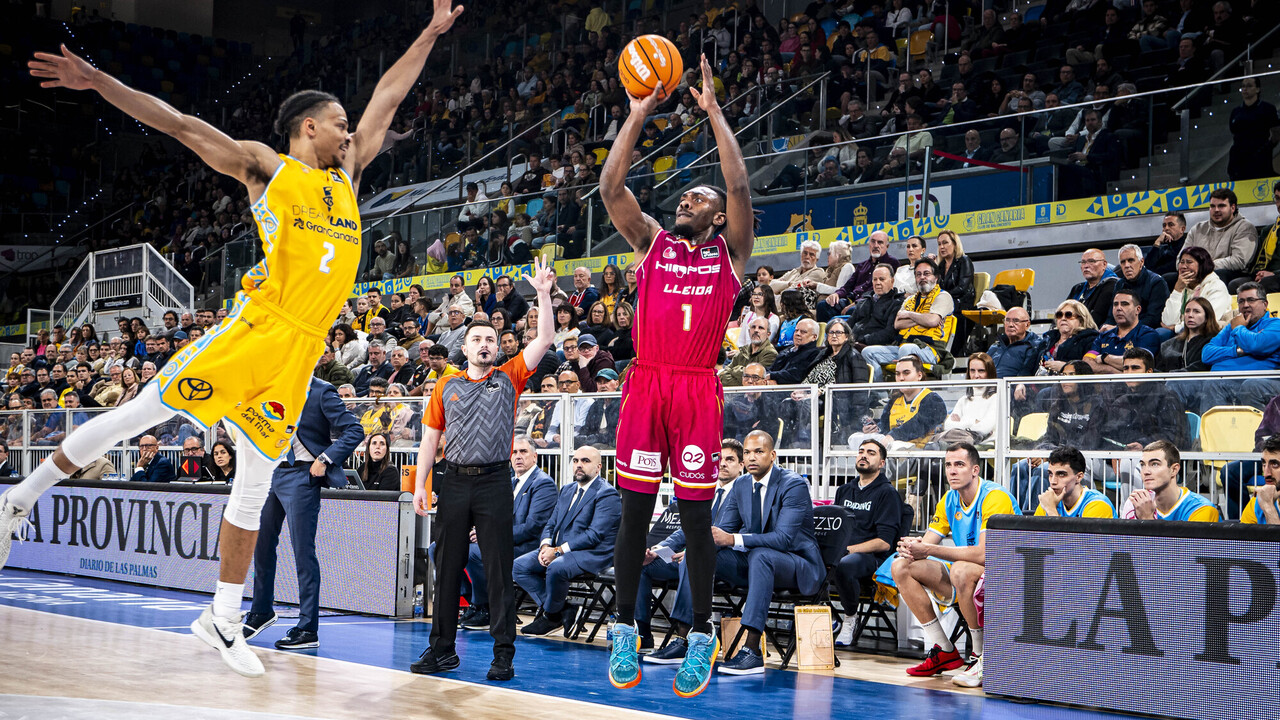 Cl&iacute;nic defensivo del Hiopos Lleida para anular al Dreamland GC