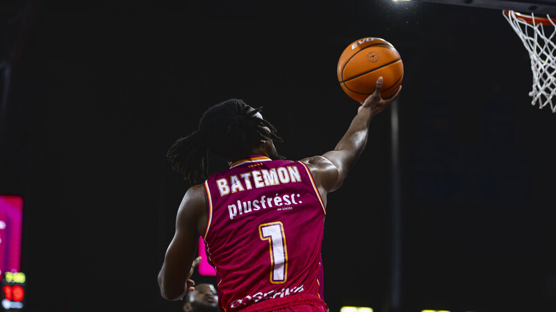 James Batemon destroza r&eacute;cords en el Hiopos Lleida