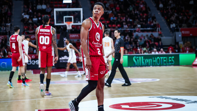 Trae Bell pasar&aacute; por quir&oacute;fano