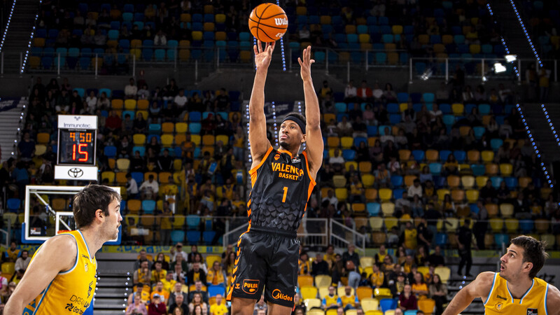 El Valencia Basket, 11 arriba al descanso