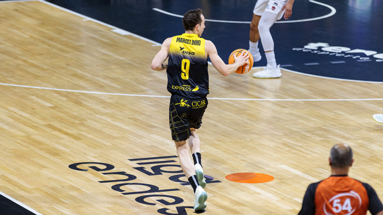 La Laguna Tenerife se crece para vencer a Kosner Baskonia