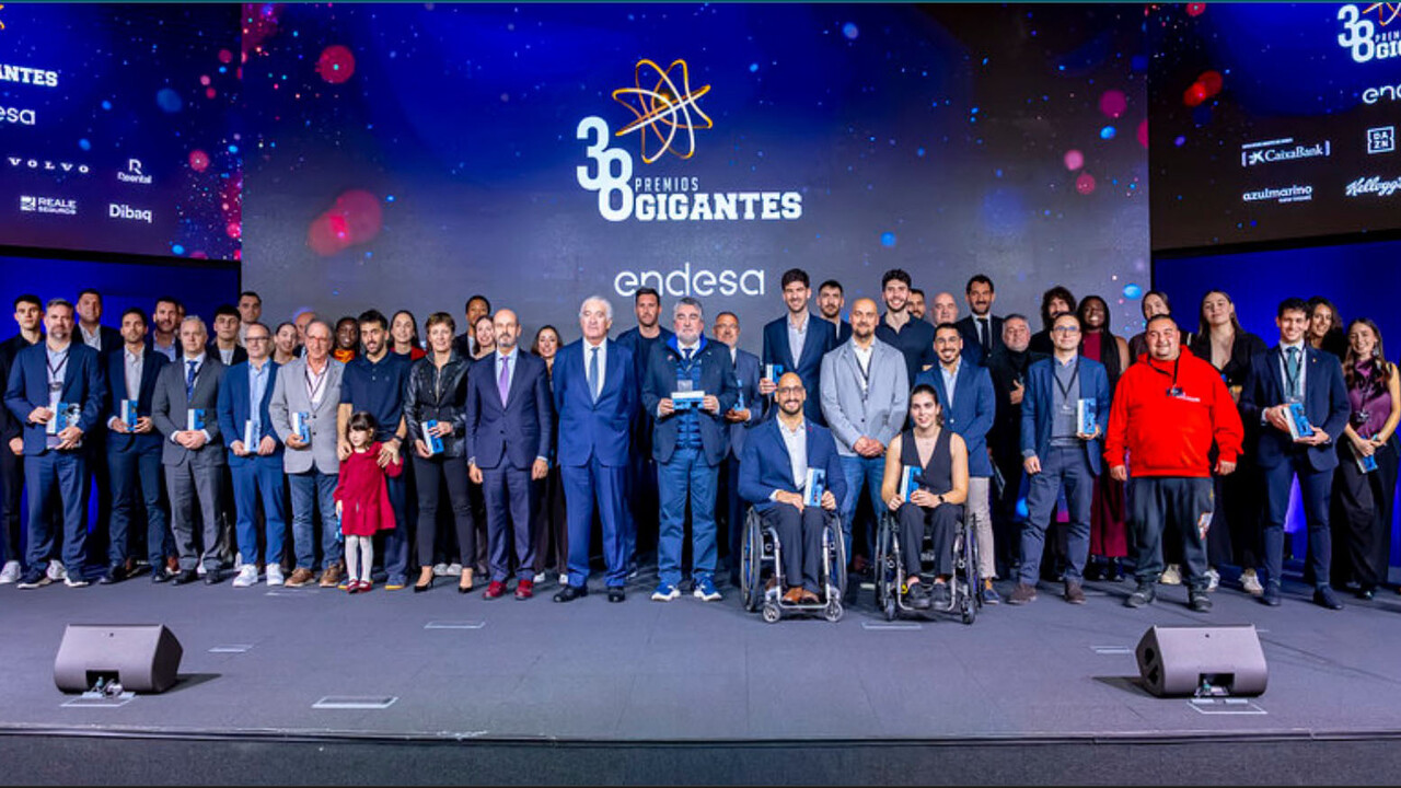 La Liga U, premiada por Gigantes en una gala con aroma acb