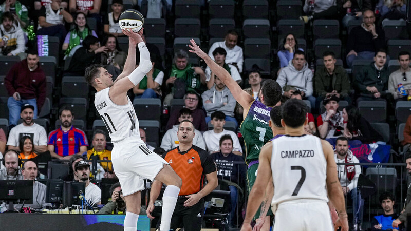 &iexcl;El Real Madrid abre brecha en el marcador!