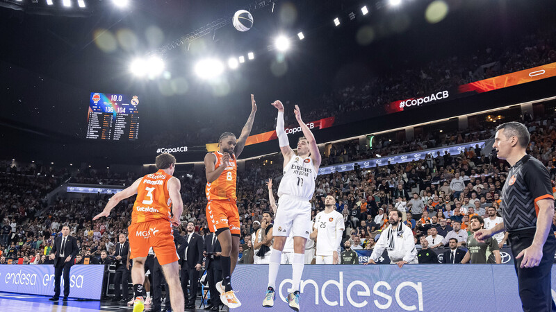 Mario Hezonja iguala el r&eacute;cord de triples de la Copa del Rey