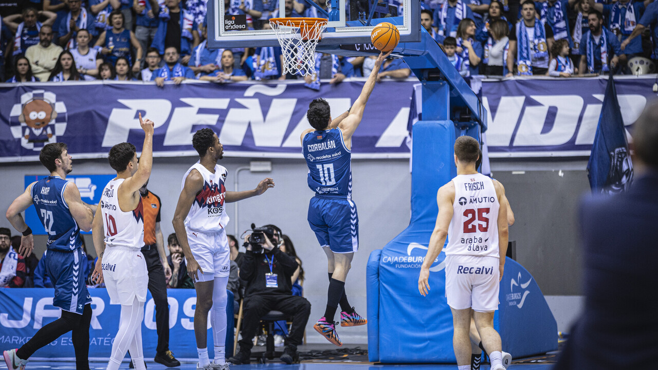 La J22, en juego: &iexcl;Dominio de los locales en la matinal!