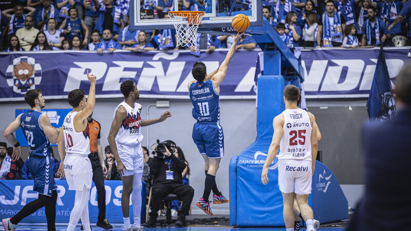 La J22, en juego: &iexcl;Dominio de los locales en la matinal!